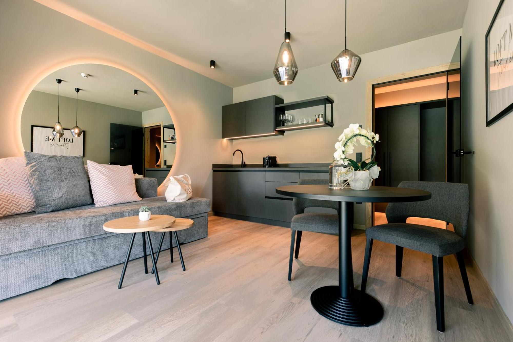 Belia Lofts - Adults Only - Apartments 아피아노 술라 스트라다 델 비노 외부 사진