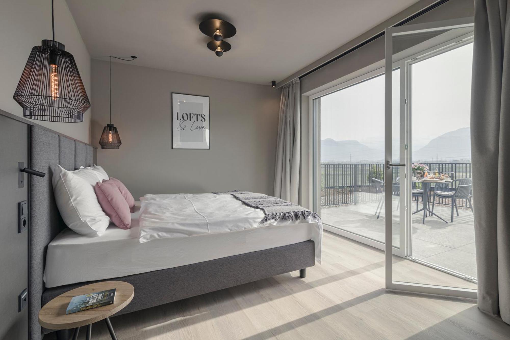 Belia Lofts - Adults Only - Apartments 아피아노 술라 스트라다 델 비노 외부 사진